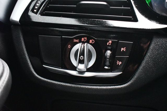 2021 BMW 5 Series 530i xDrive - 22971176 - 15