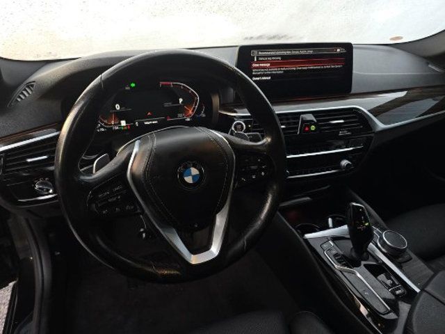 2021 BMW 5 Series 530i xDrive - 22971176 - 6
