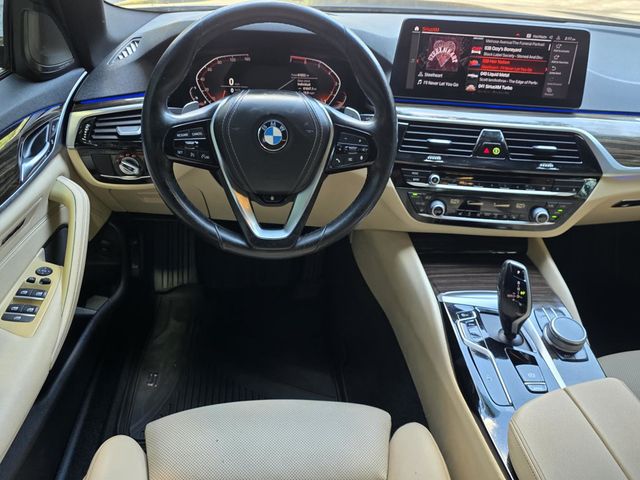 2021 BMW 5 Series 530i xDrive - 23082781 - 10