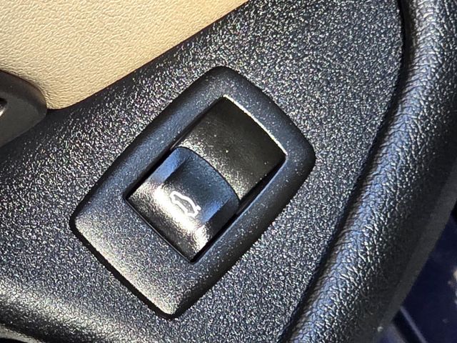 2021 BMW 5 Series 530i xDrive - 23082781 - 33
