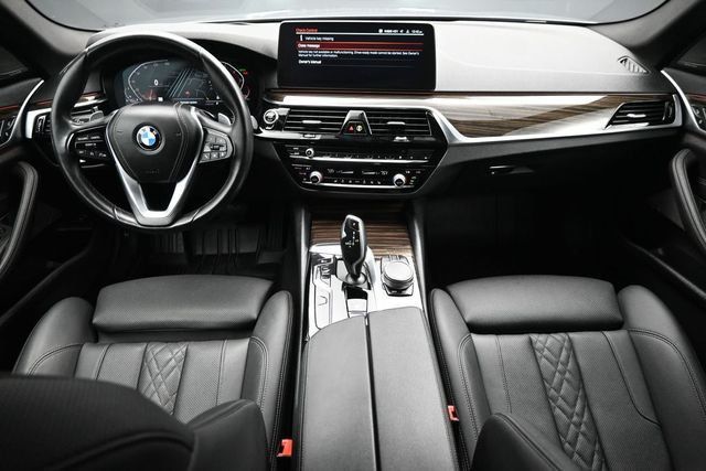 2021 BMW 5 Series 530i xDrive - 23038542 - 11