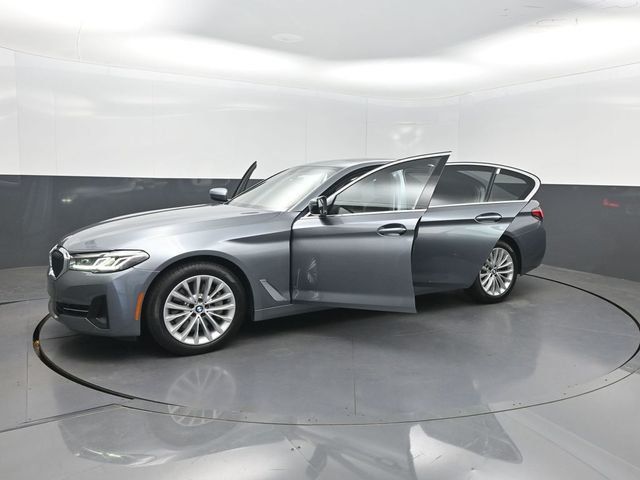 2021 BMW 5 Series 530i xDrive - 23038542 - 36