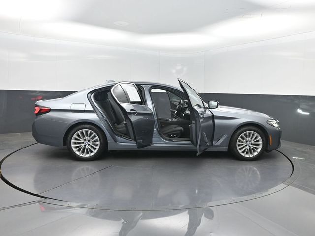 2021 BMW 5 Series 530i xDrive - 23038542 - 37