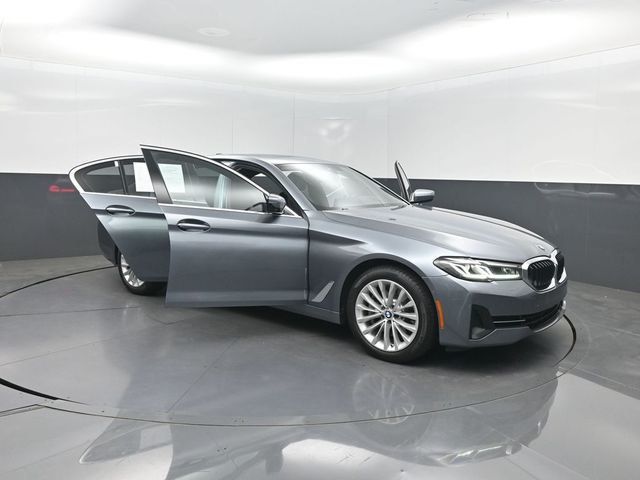 2021 BMW 5 Series 530i xDrive - 23038542 - 38