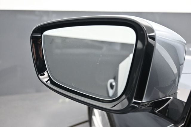 2021 BMW 5 Series 530i xDrive - 23038542 - 3