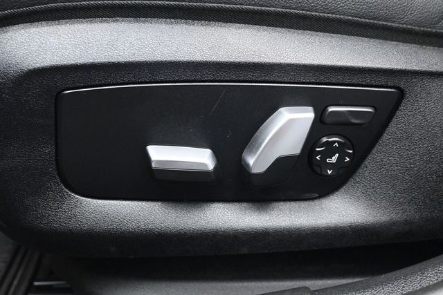 2021 BMW 5 Series 530i xDrive - 23038542 - 7