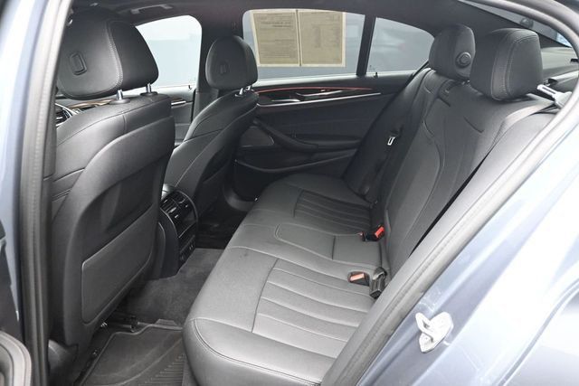 2021 BMW 5 Series 530i xDrive - 23038542 - 8