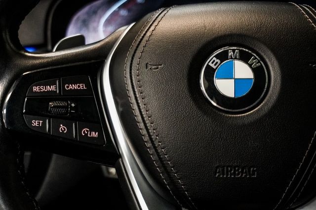 2021 BMW 5 Series 530i xDrive - 22966983 - 18