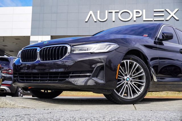 2021 BMW 5 Series 530i xDrive - 22966983 - 1