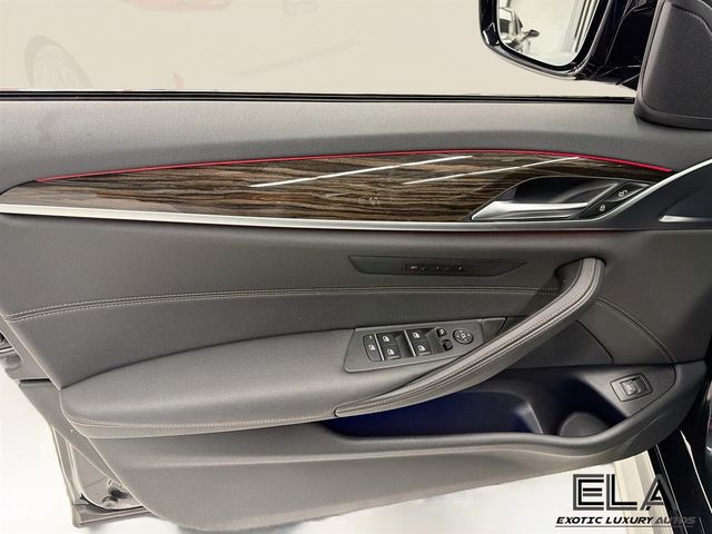 2021 BMW 5 Series 530i xDrive - 23073359 - 18