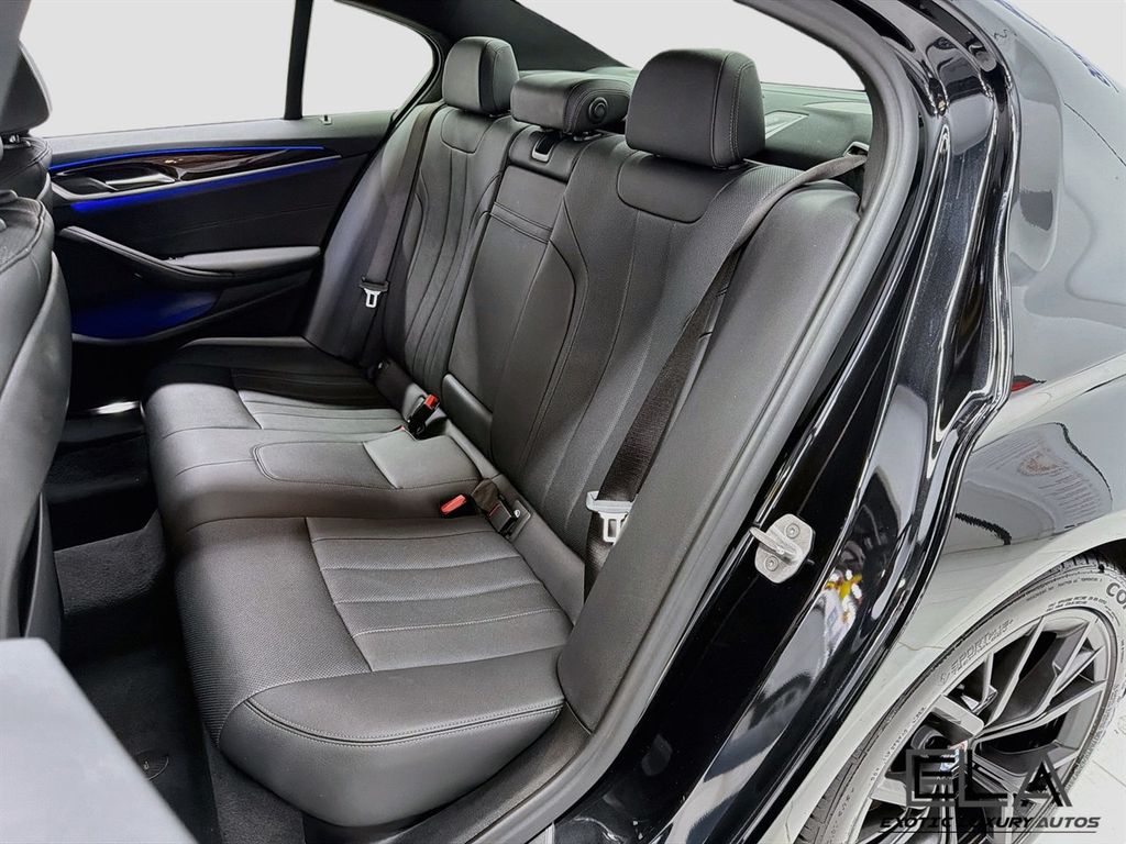 2021 BMW 5 Series 530i xDrive - 23073359 - 25