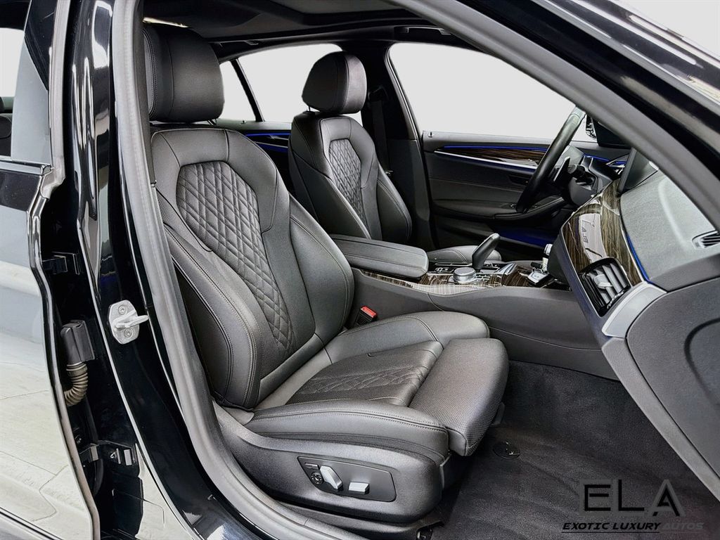 2021 BMW 5 Series 530i xDrive - 23073359 - 30