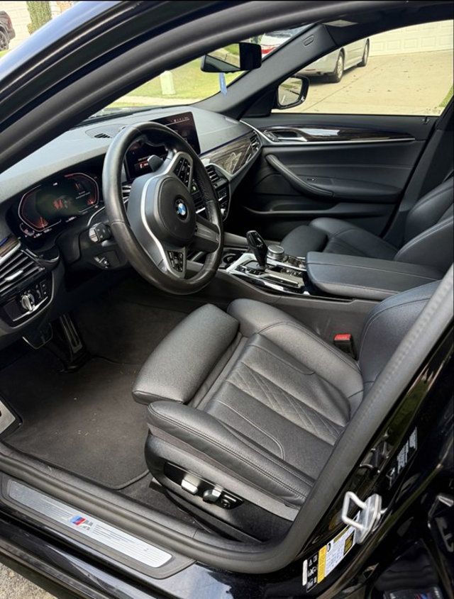 2021 BMW 5 Series 530i xDrive - 23073359 - 4