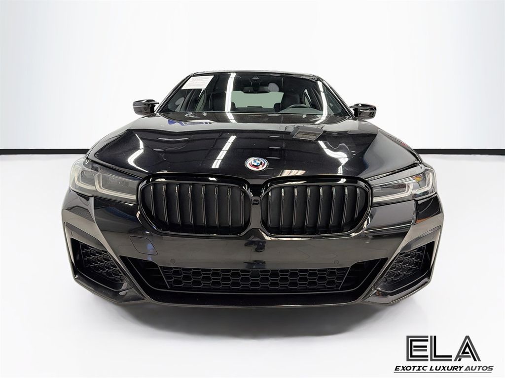 2021 BMW 5 Series 530i xDrive - 23073359 - 55