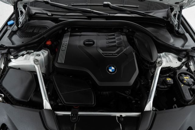 2021 BMW 5 Series 530i xDrive - 22424640 - 52