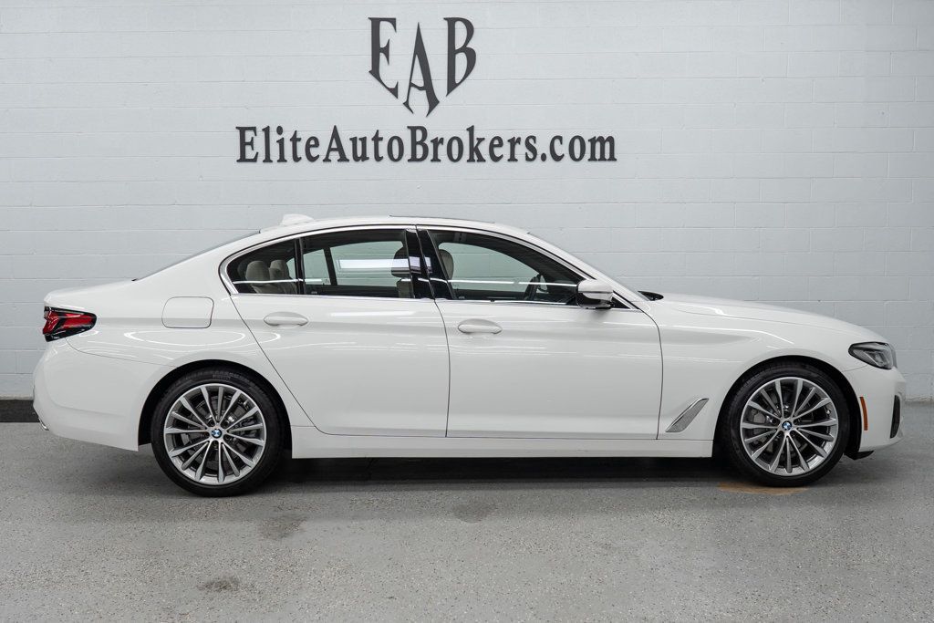 2021 BMW 5 Series 530i xDrive - 22509217 - 3