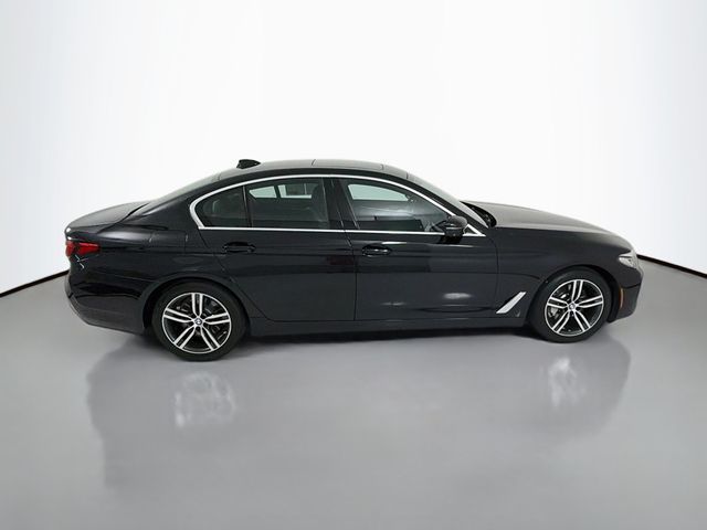 2021 BMW 5 Series 530i xDrive - 23053645 - 7