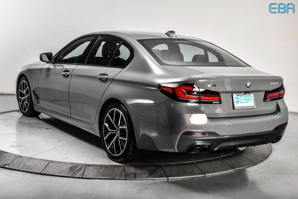 2021 BMW 5 Series 530i xDrive - 22521162 - 3