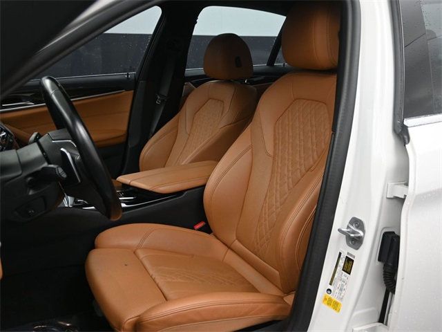 2021 BMW 5 Series 540i - 22978637 - 10
