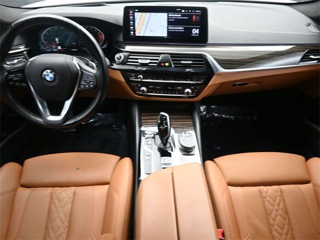 2021 BMW 5 Series 540i - 22978637 - 17