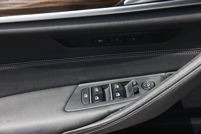 2021 BMW 5 Series 540i - M Sport - 23064898 - 50