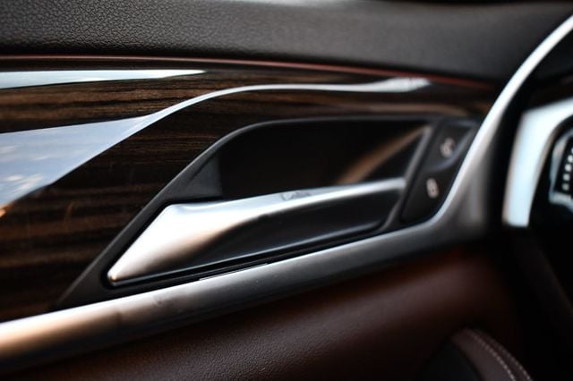 2021 BMW 5 Series 540i xDrive - 22608460 - 16