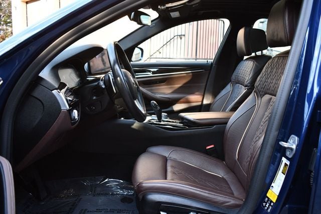 2021 BMW 5 Series 540i xDrive - 22608460 - 18
