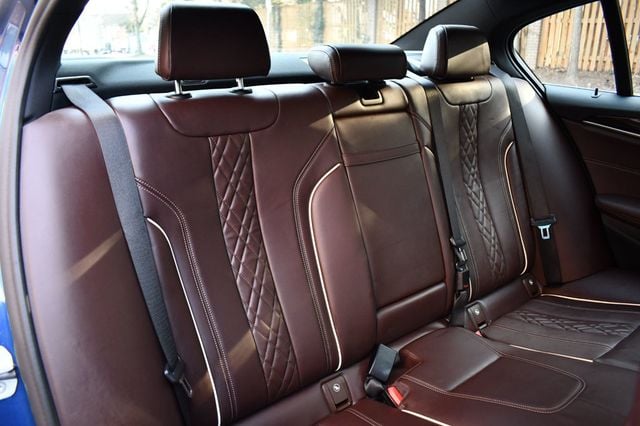 2021 BMW 5 Series 540i xDrive - 22608460 - 45