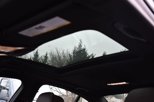 2021 BMW 5 Series 540i xDrive - 22608460 - 59