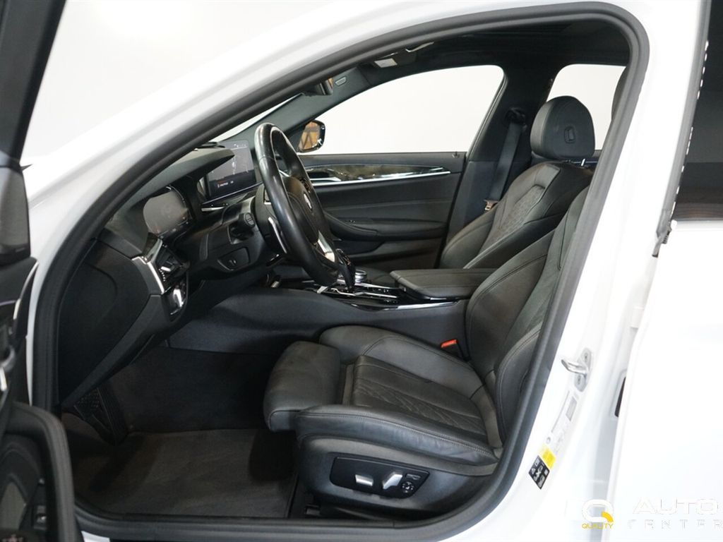 2021 BMW 5 Series 540i xDrive - 23066230 - 15