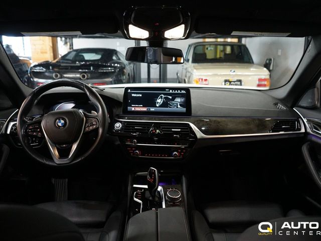 2021 BMW 5 Series 540i xDrive - 23066230 - 16