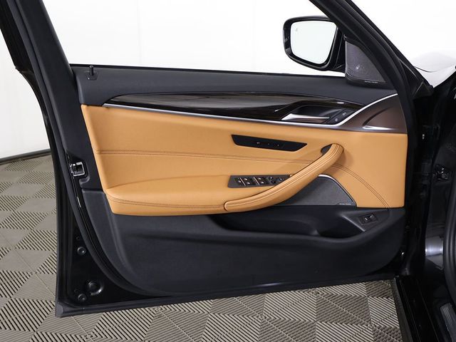 2021 BMW 5 Series 540i xDrive - 23029379 - 27