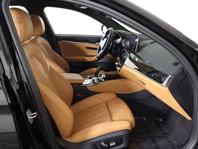 2021 BMW 5 Series 540i xDrive - 23029379 - 36