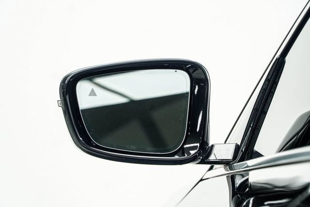 2021 BMW 5 Series 540i xDrive - 23063863 - 13