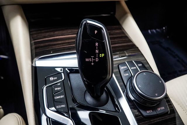 2021 BMW 5 Series 540i xDrive - 23063863 - 20