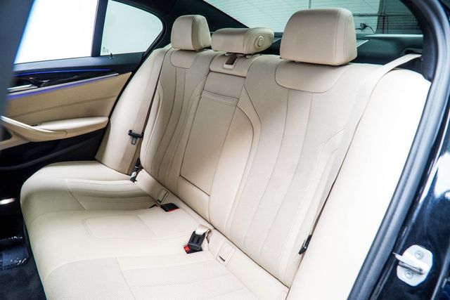 2021 BMW 5 Series 540i xDrive - 23063863 - 41