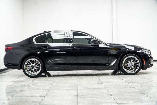 2021 BMW 5 Series 540i xDrive - 23063863 - 5