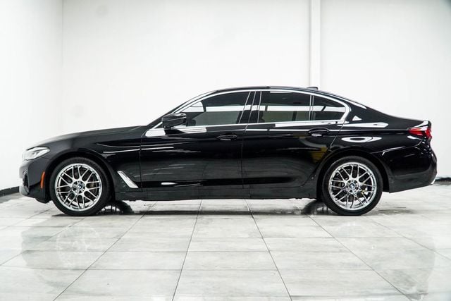 2021 BMW 5 Series 540i xDrive - 23063863 - 8