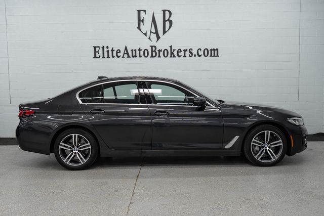 2021 BMW 5 Series 540i xDrive - 22364266 - 3