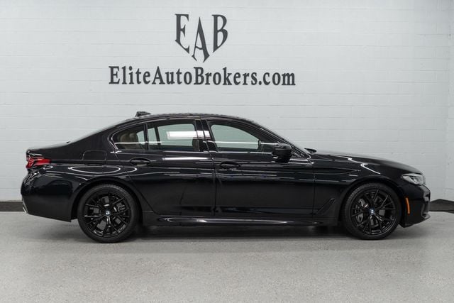 2021 BMW 5 Series 540i xDrive - 22589691 - 3