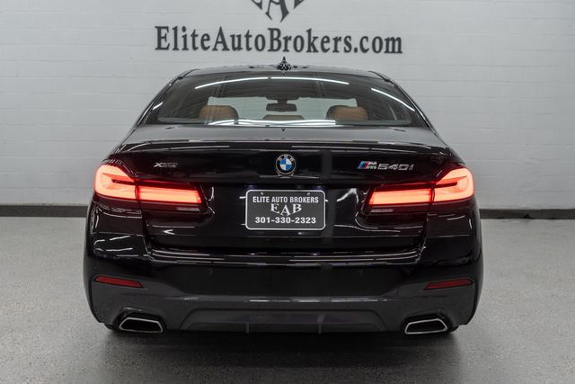 2021 BMW 5 Series 540i xDrive - 22589691 - 4