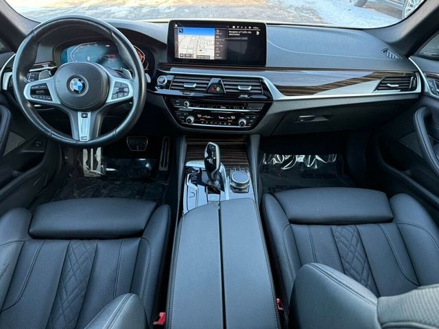 2021 BMW 5 Series 540i xDrive - 22977524 - 1