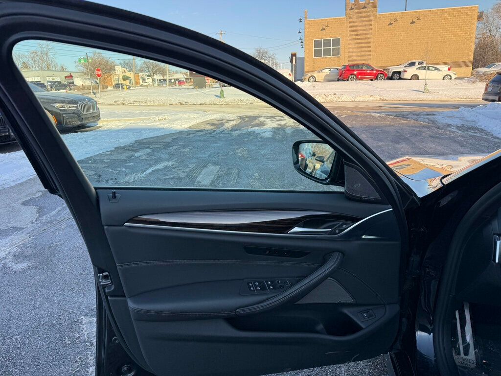 2021 BMW 5 Series 540i xDrive - 22977524 - 20