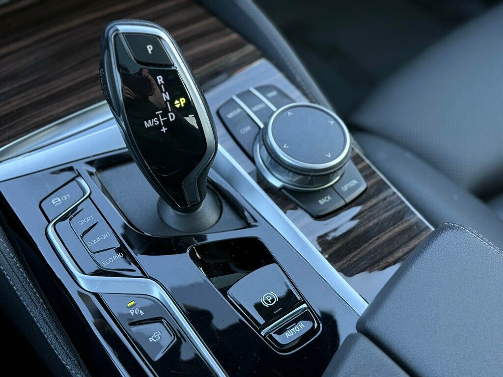 2021 BMW 5 Series 540i xDrive - 22977524 - 30