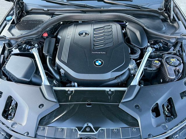 2021 BMW 5 Series 540i xDrive - 22977524 - 40