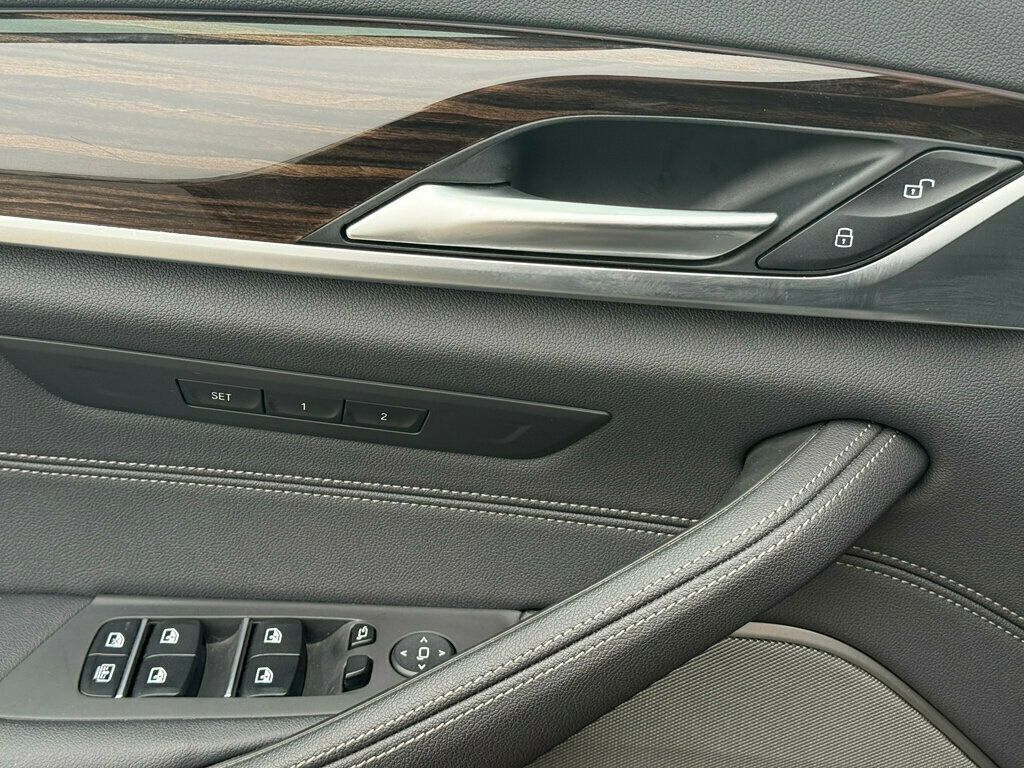 2021 BMW 5 Series 540i xDrive - 22977524 - 47