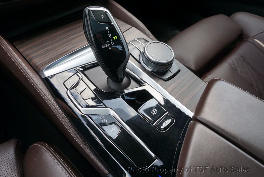 2021 BMW 5 Series 540i xDrive M SPORT PKG NAVI CARPLAY 360 CAMERAS LUX SEAT PKG  - 23015492 - 36