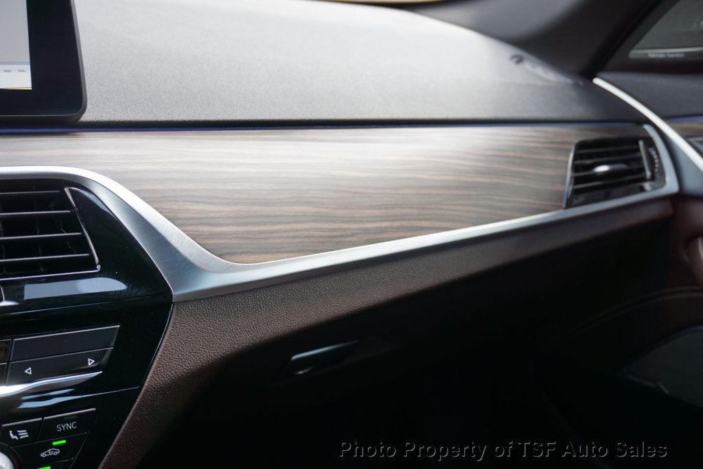 2021 BMW 5 Series 540i xDrive M SPORT PKG NAVI CARPLAY 360 CAMERAS LUX SEAT PKG  - 23015492 - 52