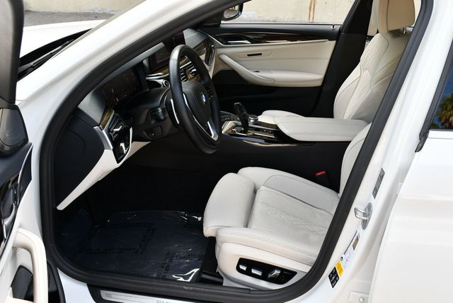 2021 BMW 5 Series 540i xDrive Sedan W/Premium & Luxury Seating Packages - 23046971 - 13