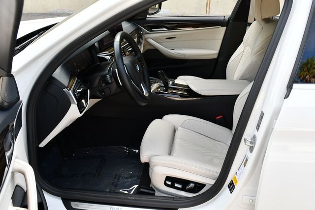 2021 BMW 5 Series 540i xDrive Sedan W/Premium & Luxury Seating Packages - 23046971 - 42